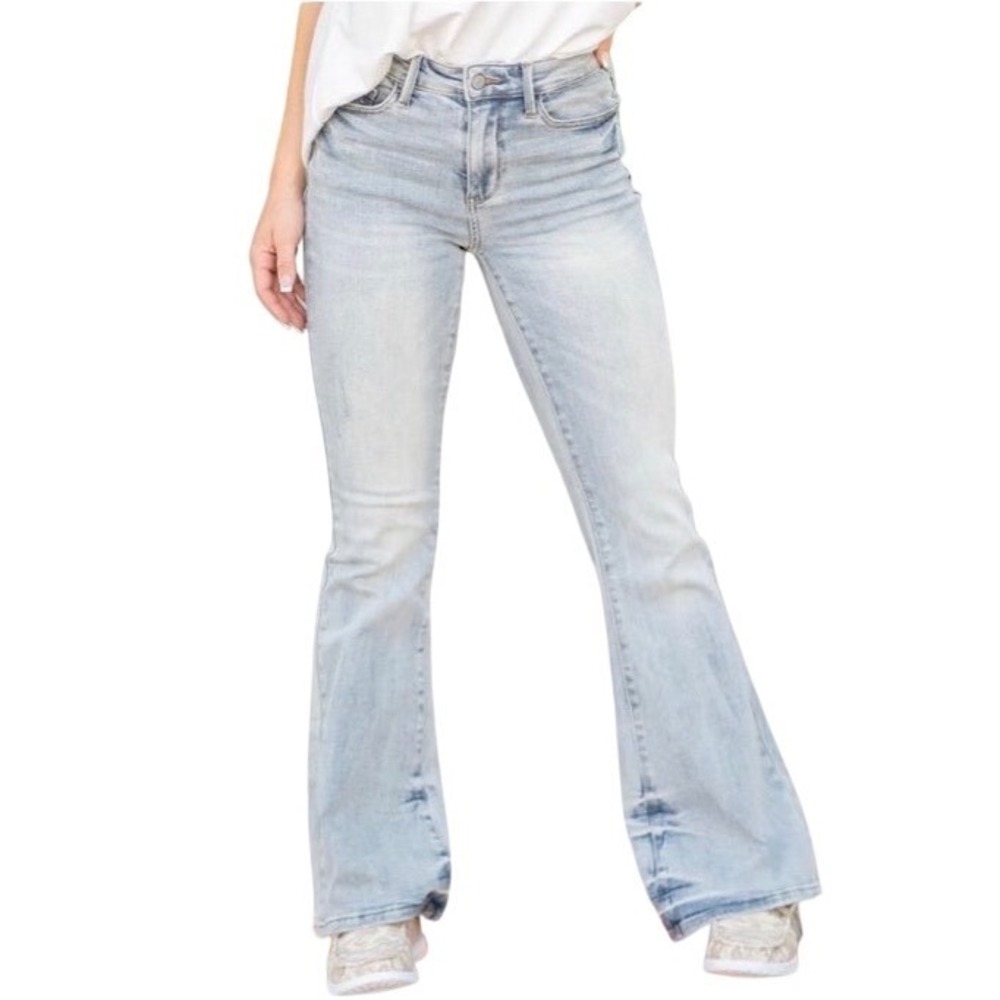 Judy Blue Flare Fit Jeans Size 20W Light Wash Blue NWT JB88655 MD